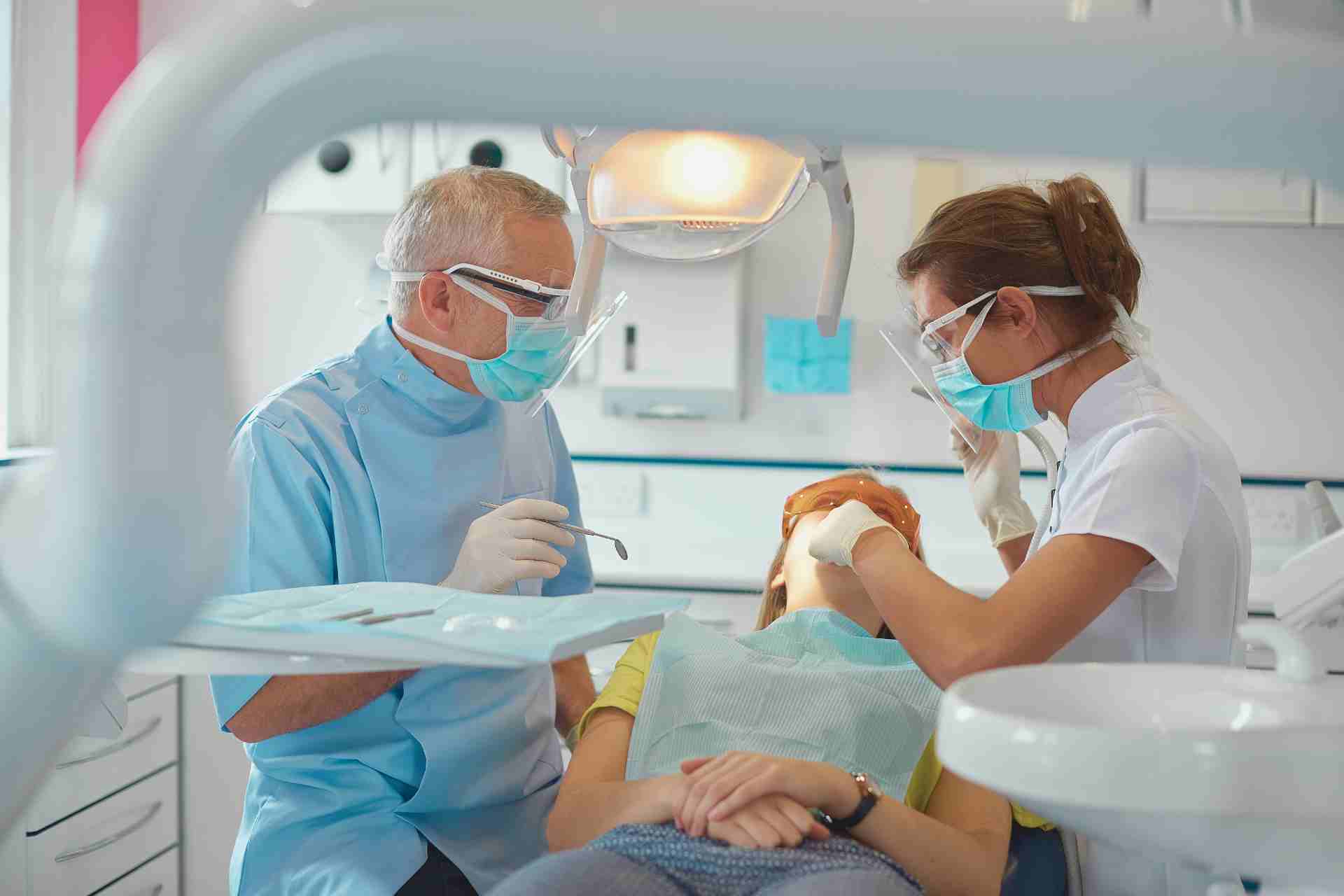 Dentist in Midway City, CA